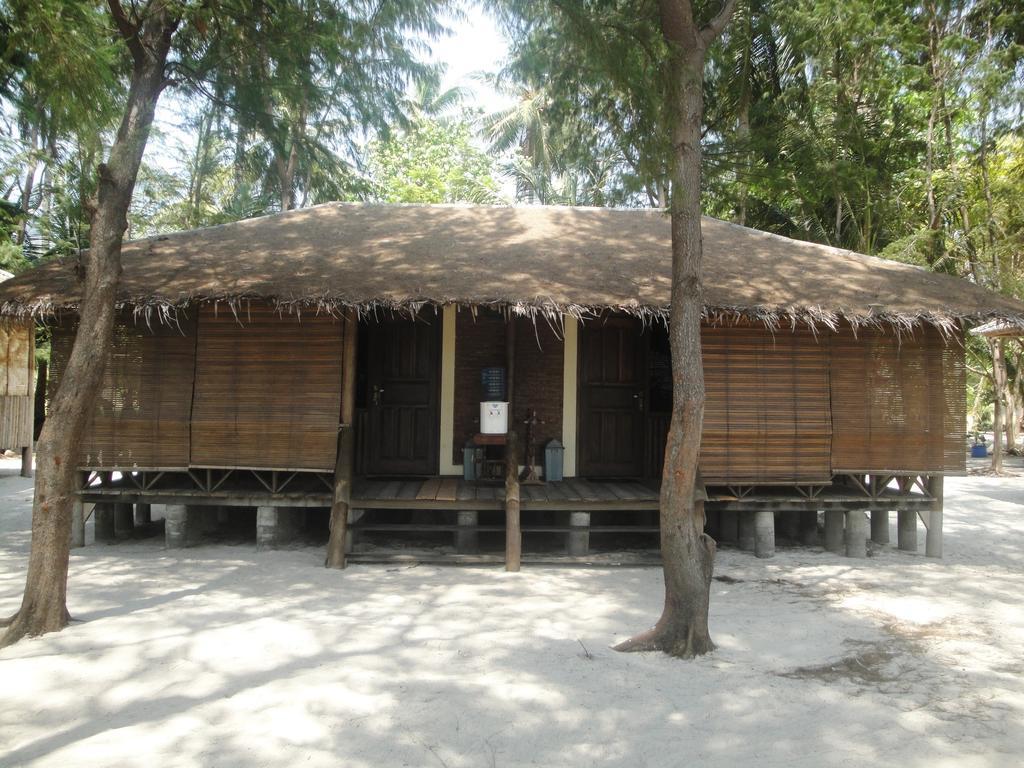 Menjangan Resort Karimunjawa Luaran gambar
