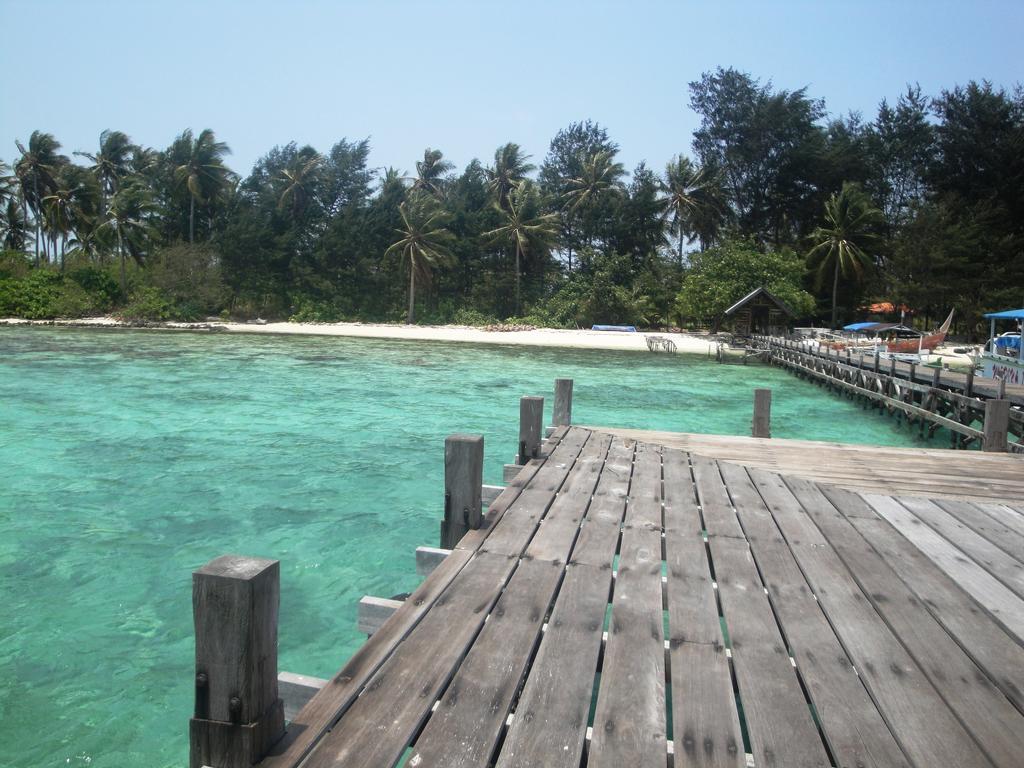 Menjangan Resort Karimunjawa Bilik gambar